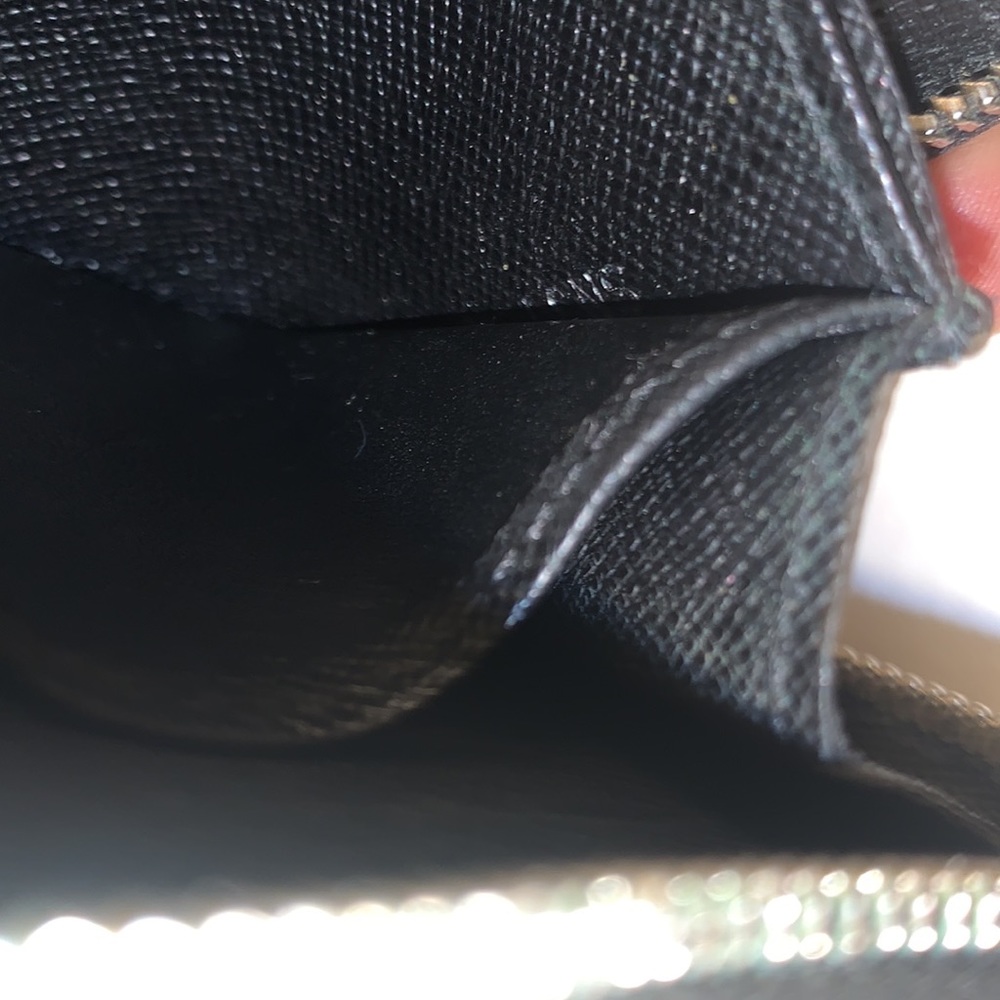 Louis Vuitton Epi  card case - Picture 6 of 10